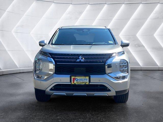 used 2024 Mitsubishi Outlander car, priced at $25,900