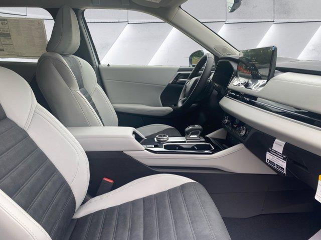 new 2025 Mitsubishi Outlander car, priced at $37,730
