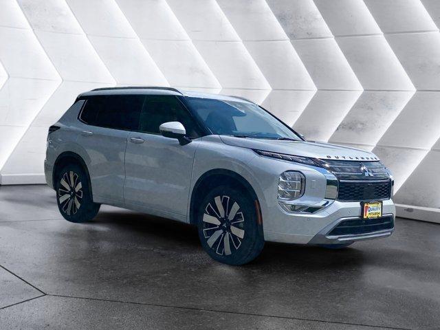 new 2025 Mitsubishi Outlander car, priced at $43,750