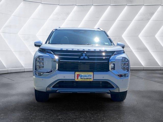 new 2025 Mitsubishi Outlander car, priced at $42,060