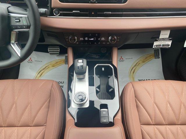 new 2025 Mitsubishi Outlander car, priced at $47,000