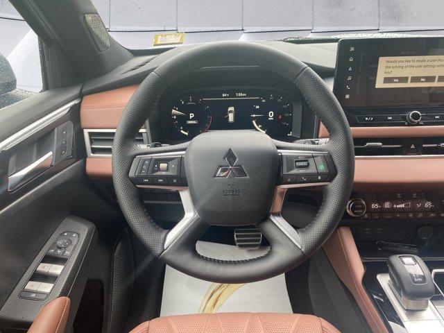 new 2025 Mitsubishi Outlander car, priced at $47,000