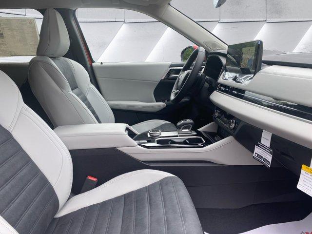 new 2025 Mitsubishi Outlander car, priced at $38,625