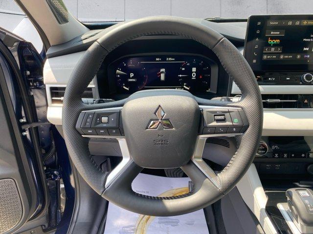 new 2025 Mitsubishi Outlander car, priced at $40,070