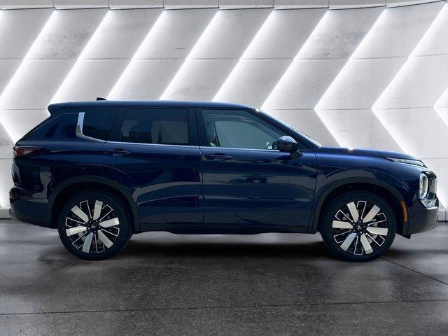 new 2025 Mitsubishi Outlander car, priced at $40,070