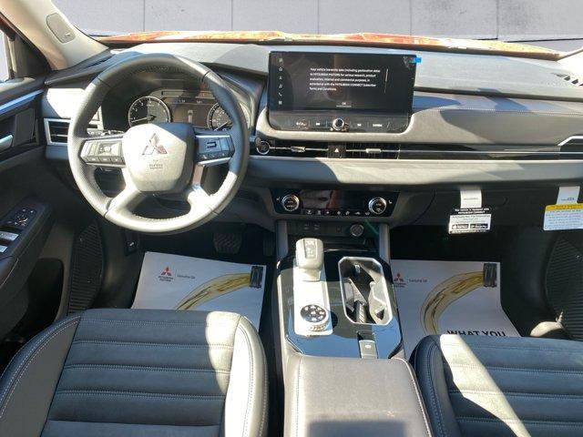 new 2025 Mitsubishi Outlander car, priced at $38,360