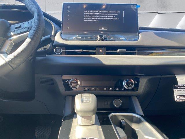 new 2025 Mitsubishi Outlander car, priced at $38,360