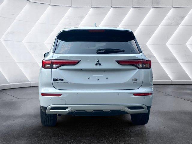 new 2024 Mitsubishi Outlander car, priced at $38,395