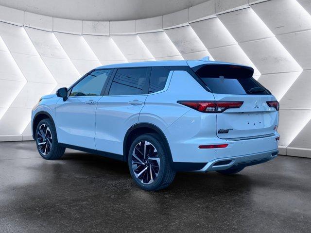 new 2024 Mitsubishi Outlander car, priced at $36,015