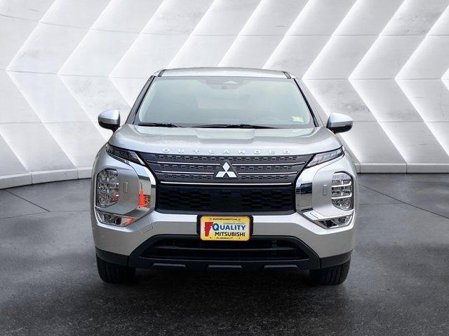 used 2024 Mitsubishi Outlander car, priced at $30,900