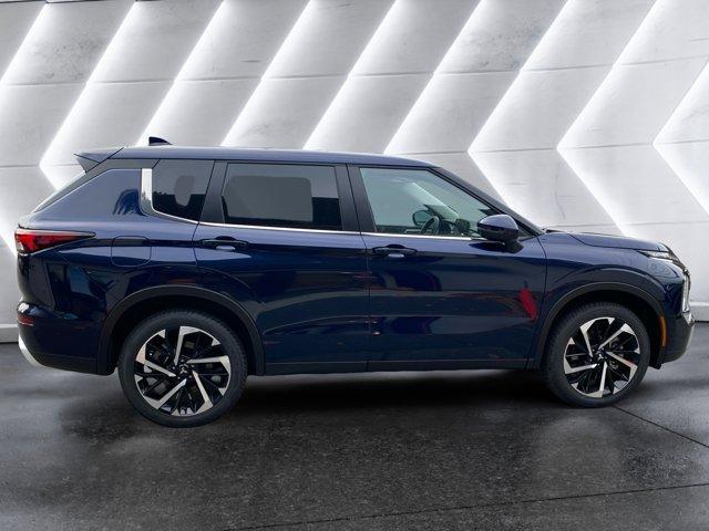 new 2024 Mitsubishi Outlander car, priced at $35,420