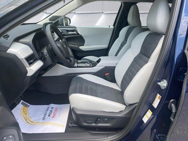 new 2025 Mitsubishi Outlander car, priced at $41,215