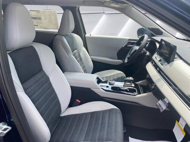 new 2025 Mitsubishi Outlander car, priced at $41,215