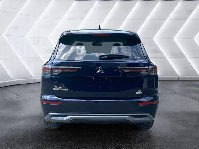 new 2025 Mitsubishi Outlander car, priced at $41,215