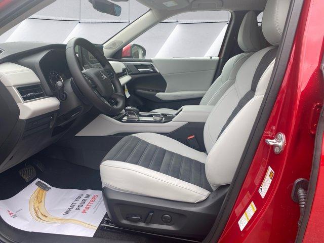 new 2025 Mitsubishi Outlander car, priced at $38,625