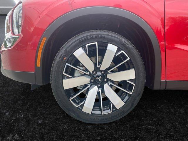 new 2025 Mitsubishi Outlander car, priced at $38,625