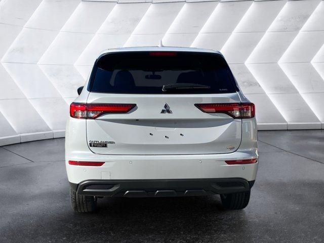 new 2024 Mitsubishi Outlander car, priced at $33,390