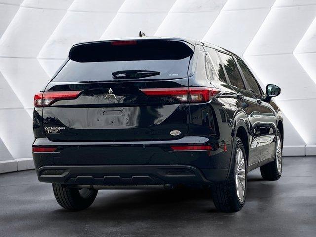 new 2024 Mitsubishi Outlander car, priced at $32,795