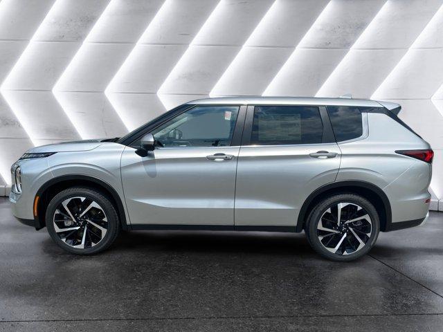 new 2024 Mitsubishi Outlander car, priced at $37,870