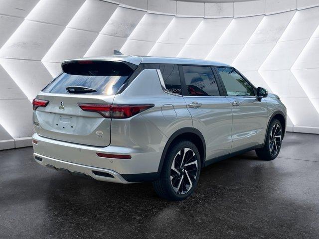 new 2024 Mitsubishi Outlander car, priced at $37,870