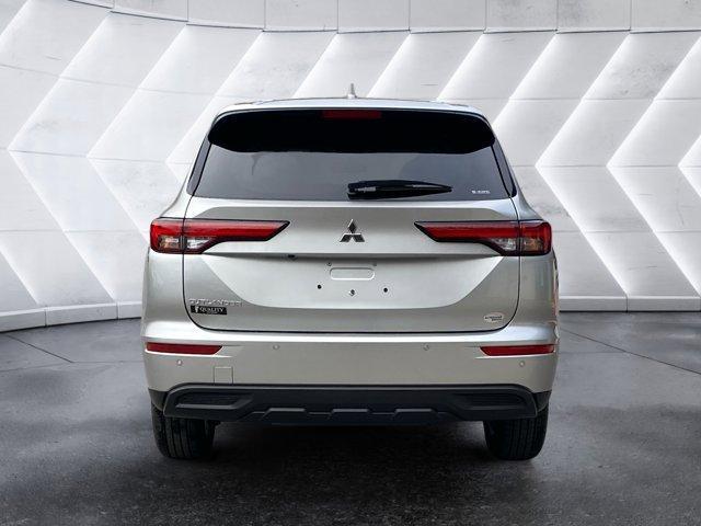 new 2024 Mitsubishi Outlander car, priced at $32,795