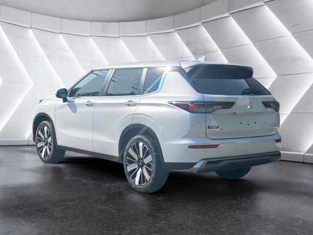 new 2025 Mitsubishi Outlander car, priced at $38,230
