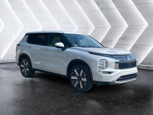new 2025 Mitsubishi Outlander car, priced at $38,230