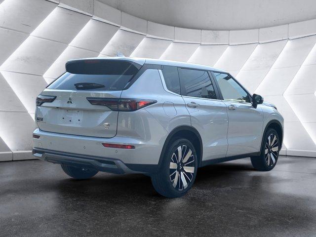 new 2025 Mitsubishi Outlander car, priced at $38,230