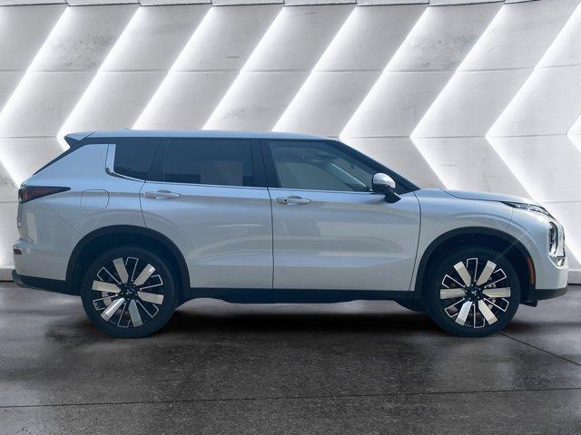 new 2025 Mitsubishi Outlander car, priced at $38,230