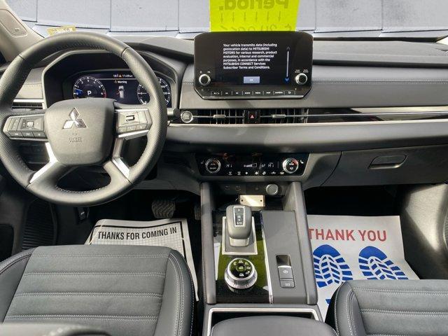 new 2024 Mitsubishi Outlander car, priced at $38,395