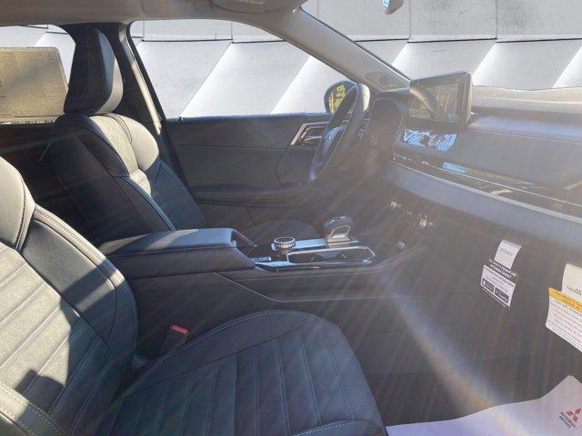 new 2025 Mitsubishi Outlander car, priced at $37,340