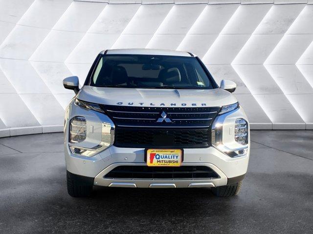 new 2024 Mitsubishi Outlander car, priced at $36,015