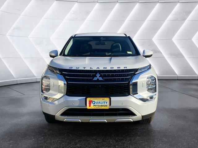 new 2024 Mitsubishi Outlander car, priced at $36,015