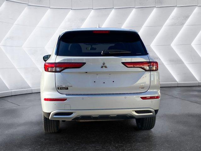 new 2024 Mitsubishi Outlander car, priced at $36,015