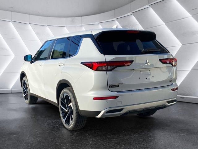 new 2024 Mitsubishi Outlander car, priced at $36,015