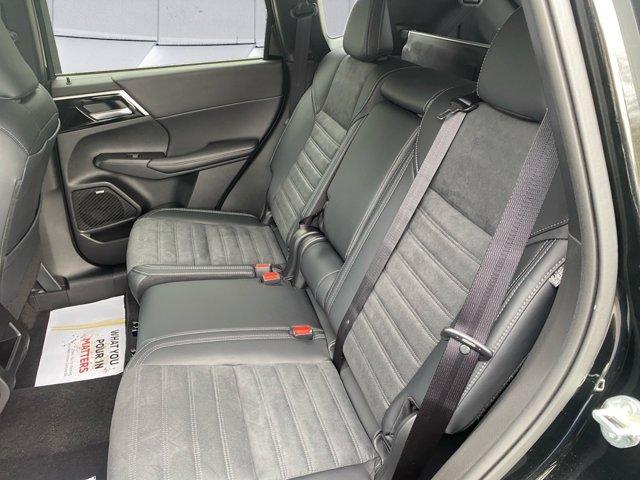 new 2025 Mitsubishi Outlander car, priced at $38,800