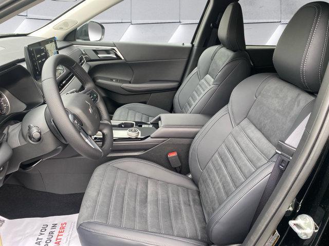 new 2025 Mitsubishi Outlander car, priced at $38,800