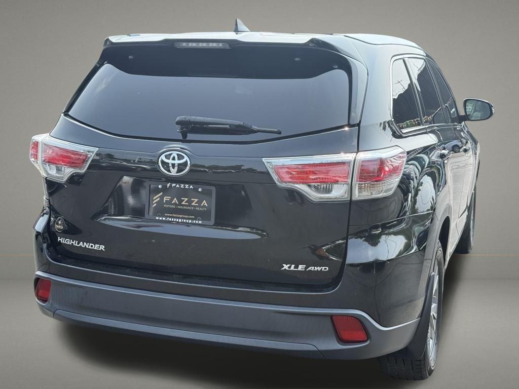 used 2015 Toyota Highlander car, priced at $17,299