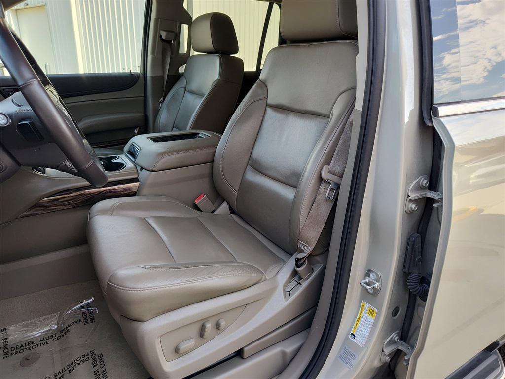 used 2016 GMC Yukon car, priced at $19,555