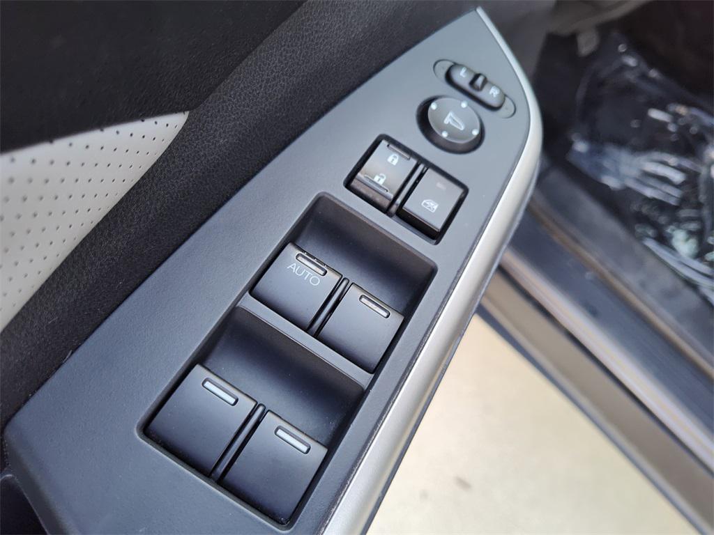 used 2015 Honda CR-V car, priced at $13,976