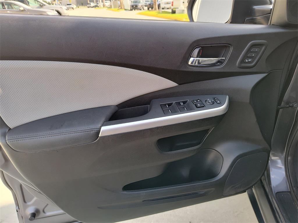 used 2015 Honda CR-V car, priced at $13,976