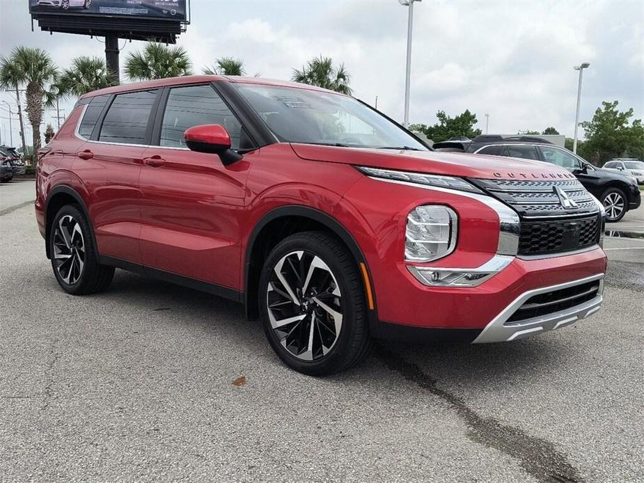 used 2023 Mitsubishi Outlander car, priced at $26,555