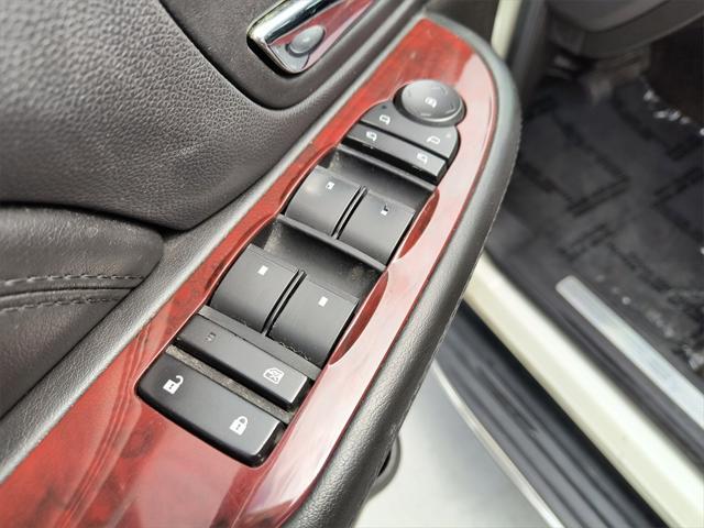 used 2008 Cadillac Escalade car, priced at $7,400