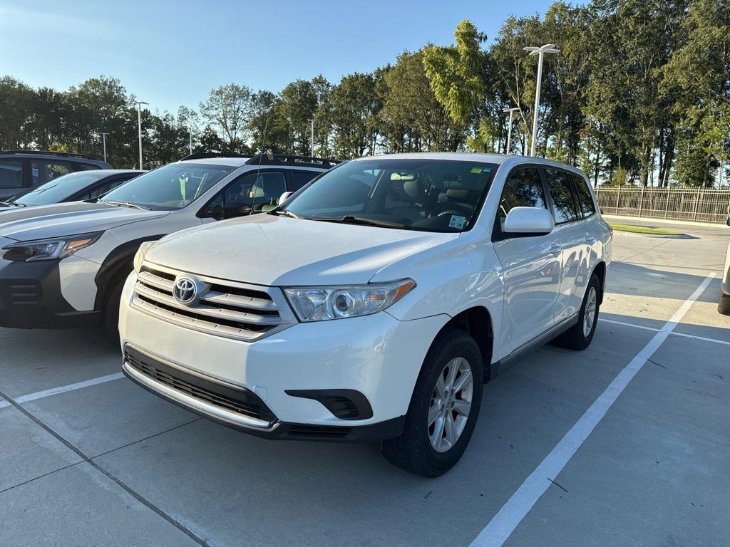 used 2011 Toyota Highlander car, priced at $10,000