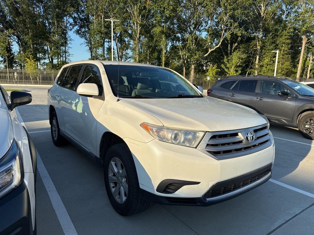 used 2011 Toyota Highlander car, priced at $10,000