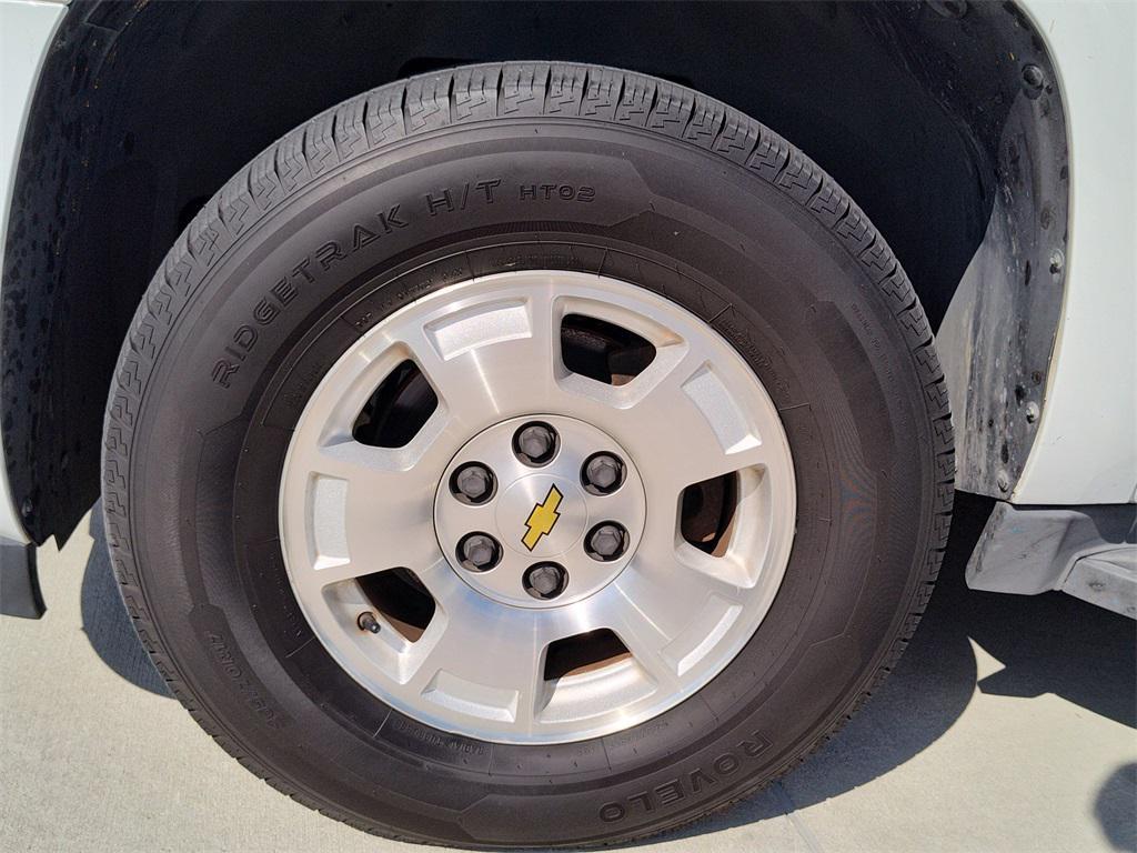 used 2014 Chevrolet Suburban car, priced at $14,494