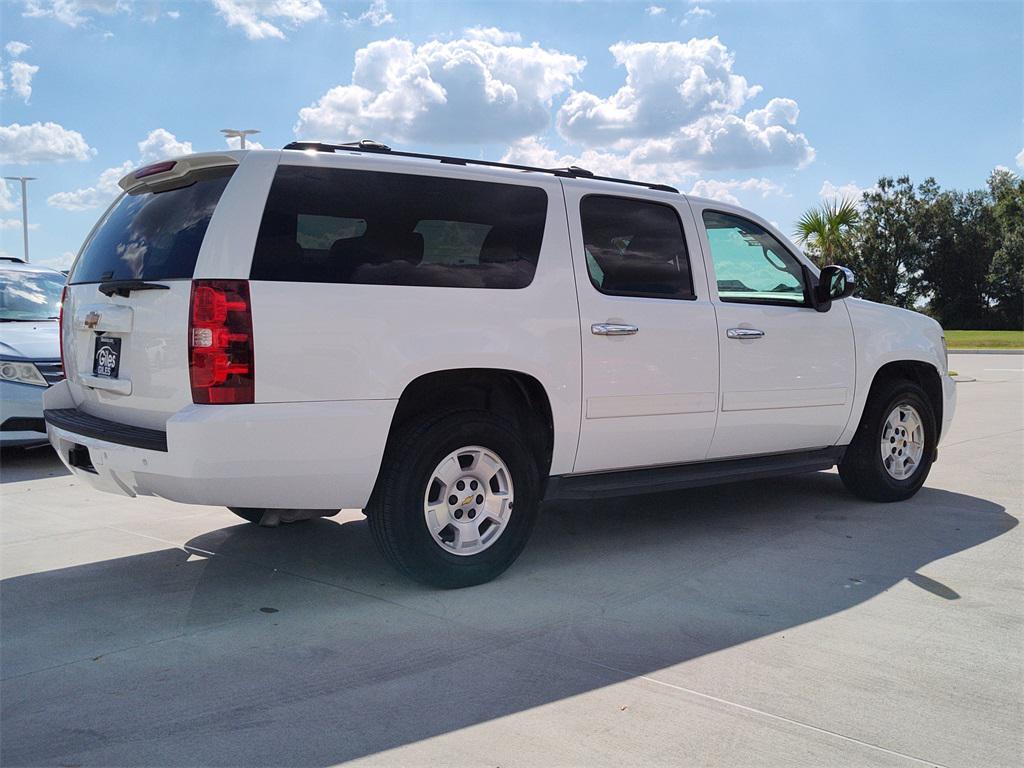 used 2014 Chevrolet Suburban car, priced at $14,494