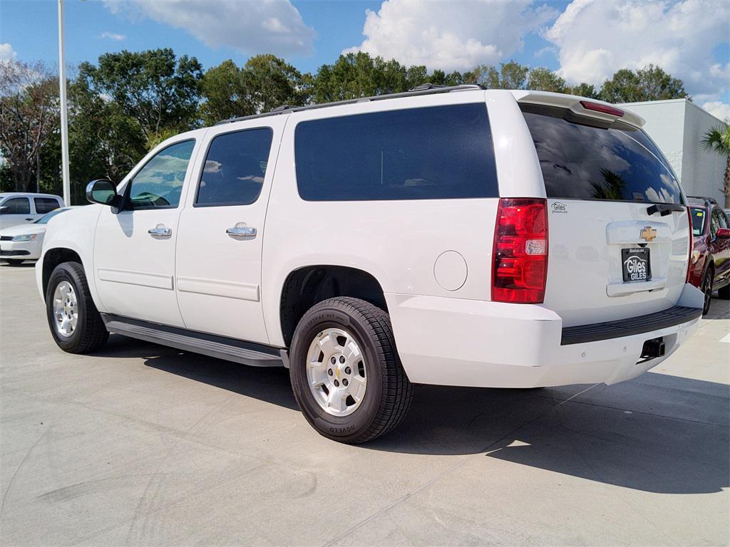used 2014 Chevrolet Suburban car, priced at $14,494