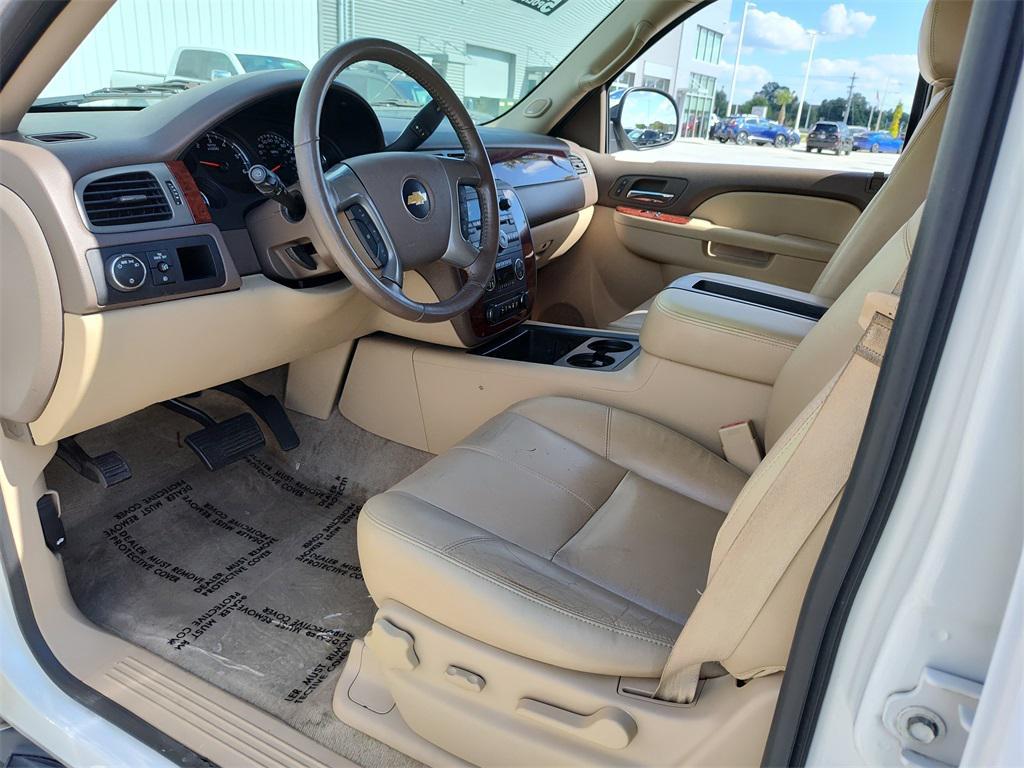 used 2014 Chevrolet Suburban car, priced at $14,494