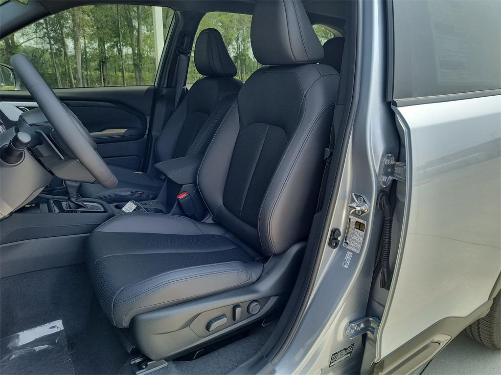 new 2025 Subaru Forester Hybrid car